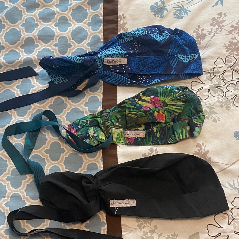 3 Scrub Caps